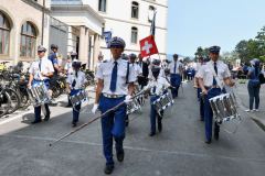 Le cortège démarre pour traverser la vieille ville de Genève