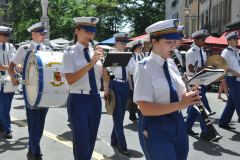 Le cortège traverse la vieille ville de Genève