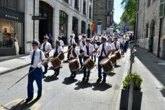 Le cortège traverse la vieille ville de Genève