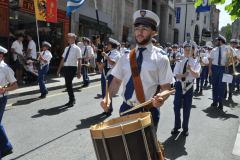 Le cortège traverse la vieille ville de Genève