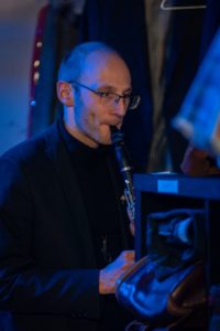 Olivier Kessi est professeur de clarinette aux Cadets de Genève