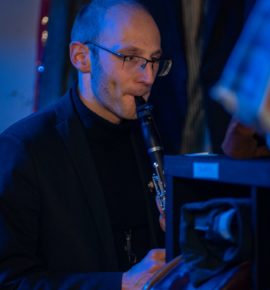 Olivier Kessi est professeur de clarinette aux Cadets de Genève